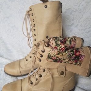 Boots w/ floral interior